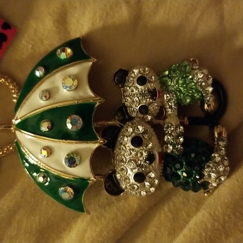 Betsy Johnson necklace